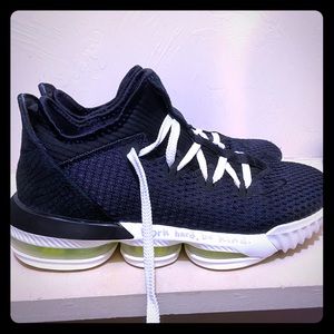 LeBron 16 Low Black Volt Glow